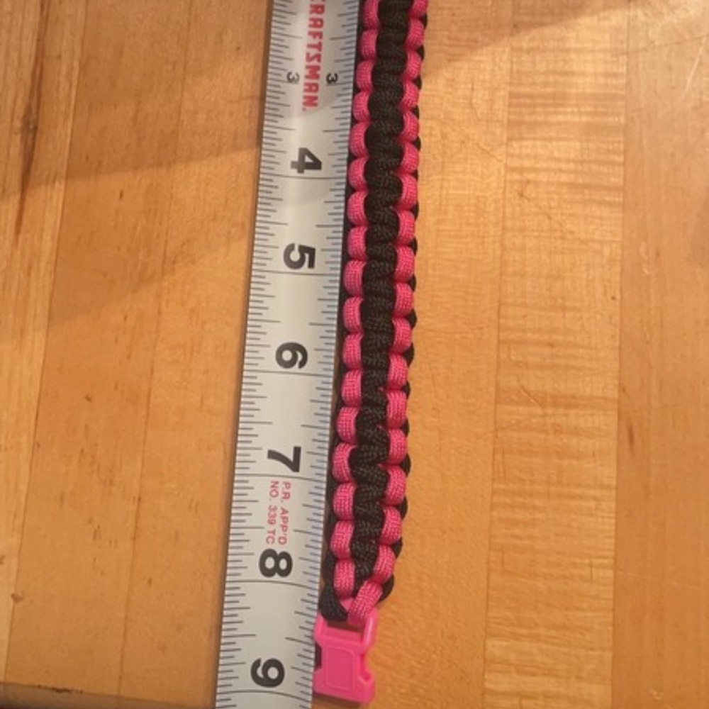 Paracord Bracelet - Picture 3 of 4